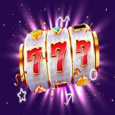Pemain menikmati Live Casino dengan dealer profesional di warung168